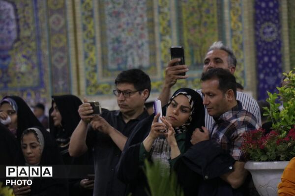 حال و هوای آستان مقدس رضوی در شب ولادت هشتمین اختر تابناک آسمان ولایت