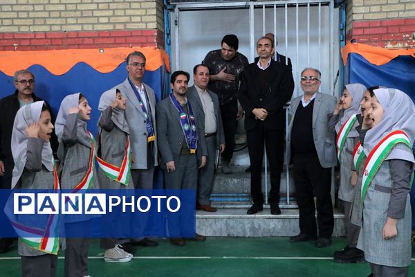 همایش «یاوران انقلاب» در بهارستان‌دو