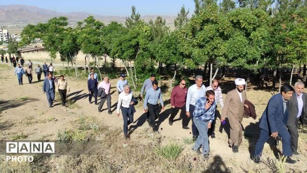 برگزاری همایش پیاده‌روی در شهرکرد 