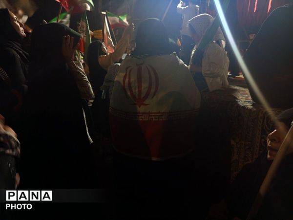  این است قدرت مردم وطن پرست ایران 
