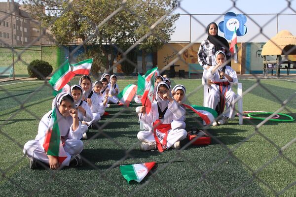 برگزاری المپیاد ورزشی درون مدرسه‌ای در بهارستان‌دو