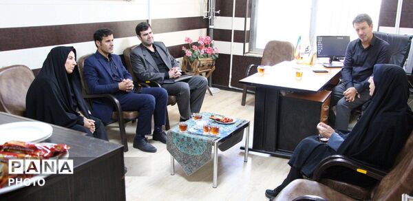 بازدید معاون دادگستری استان همدان از کانون یاریگران زندگی ناحیه یک با محوریت اجرای طرح «نماد»