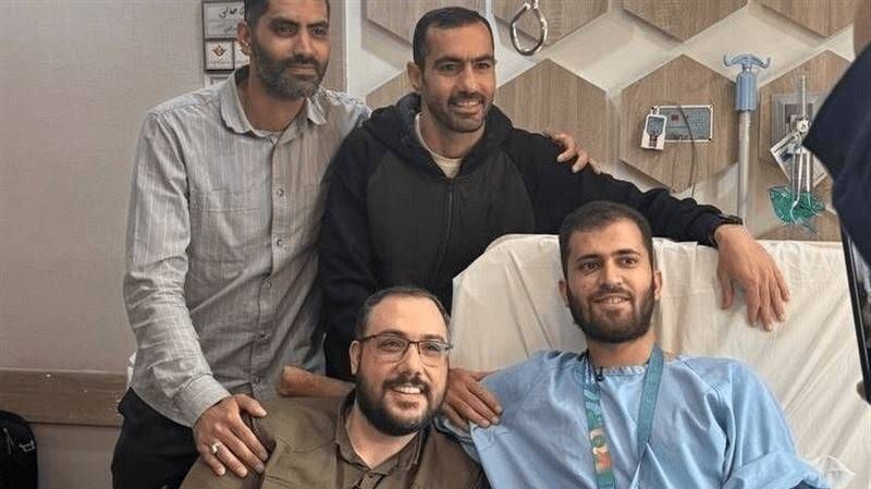 رستمی مدال طلایش را به جانباز جنگ رمضان اهدا کرد