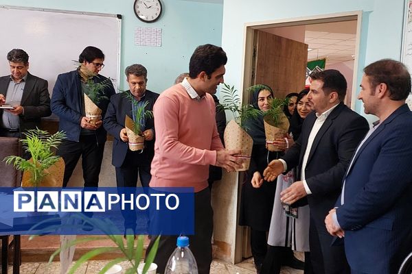 گردهمایی نمایندگان مدیران مناطق شهرستان‌های استان‌‌تهران در بهارستان‌۲