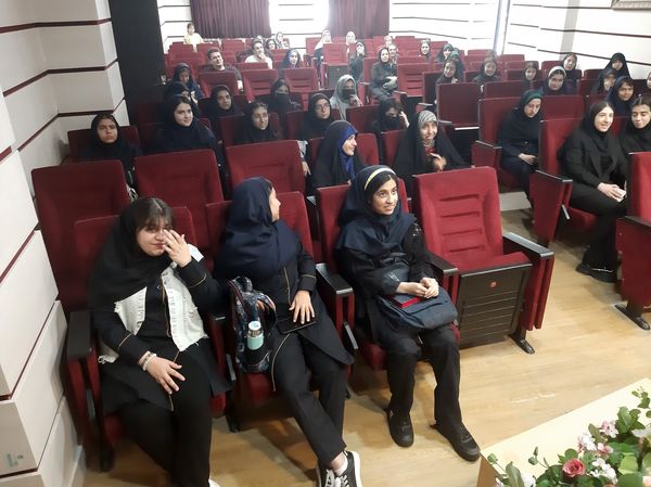 برگزاری دوازدهمین دوره انتخابات مجلس دانش‌آموزی در البرز