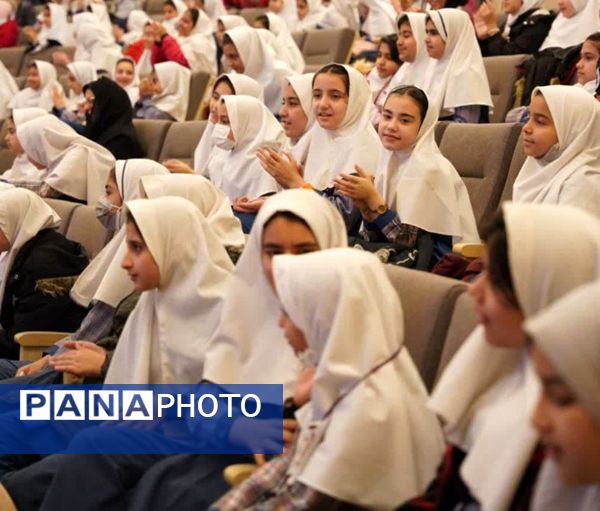 اولین روز بیست و ششمین جشنواره بین‌المللی قصه‌گویی در یزد 