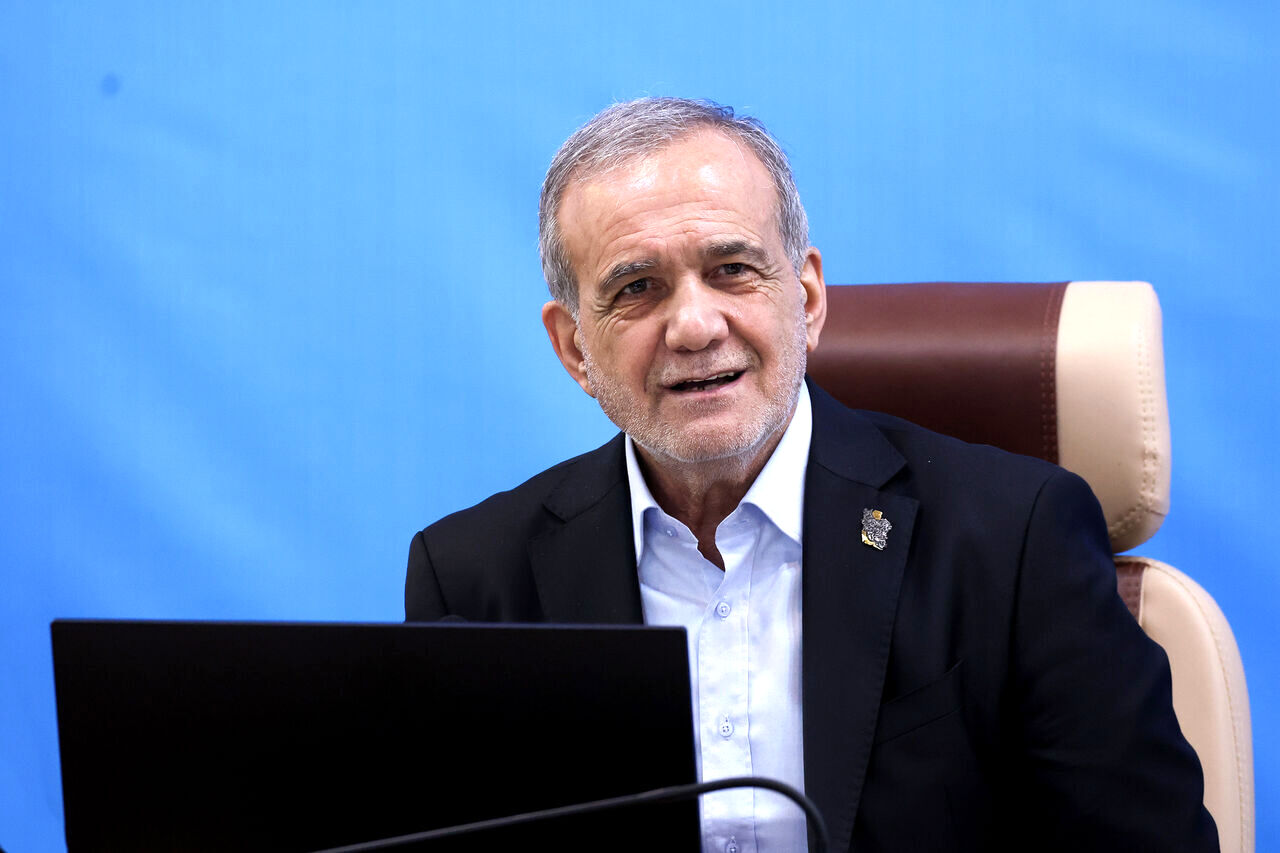 پزشکیان: بیگانگان دلشان برای ایران نسوخته است
