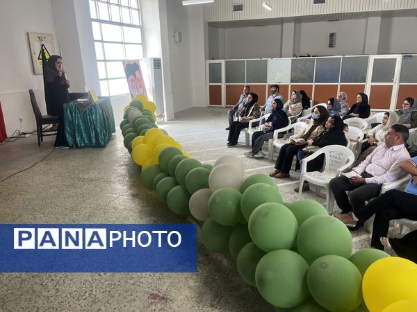 برگزاری جلسه اولیا و مربیان پایه اول دبستان شهید تندگویان