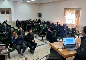 کارگاه‌ آموزشی ویژه اولیا در شهرستان بن