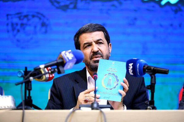 نشست خبری استاندار همدان با اصحاب رسانه