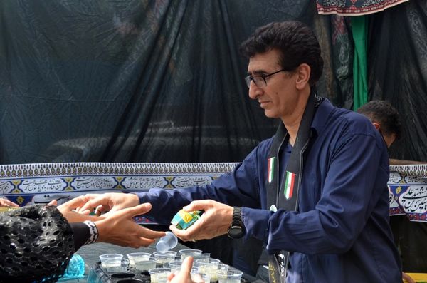 برپایی موکب عشاق الحسین سازمان دانش‌آموزی شهر تهران