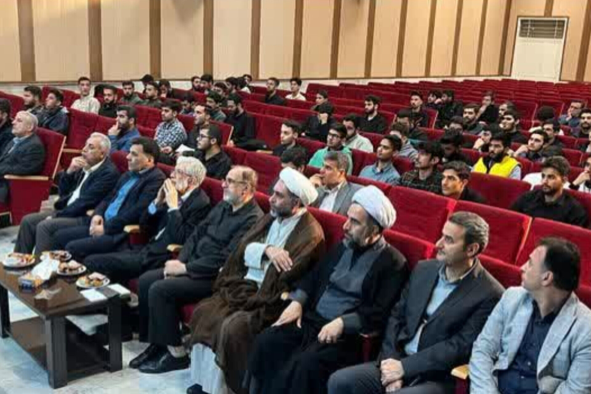 بازدید رئیس فرهنگستان زبان و ادب فارسی از دانشگاه فرهنگیان