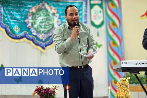 جشن میلاد با سعادت حضرت مهدی موعود(ع)در دبستان حاج همت بهارستان ۲