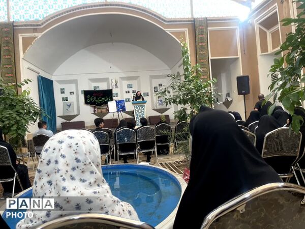 «انجمن تخصصی شعر و ادب دانش‌آموزی یزد» رسماً آغاز به کار کرد
