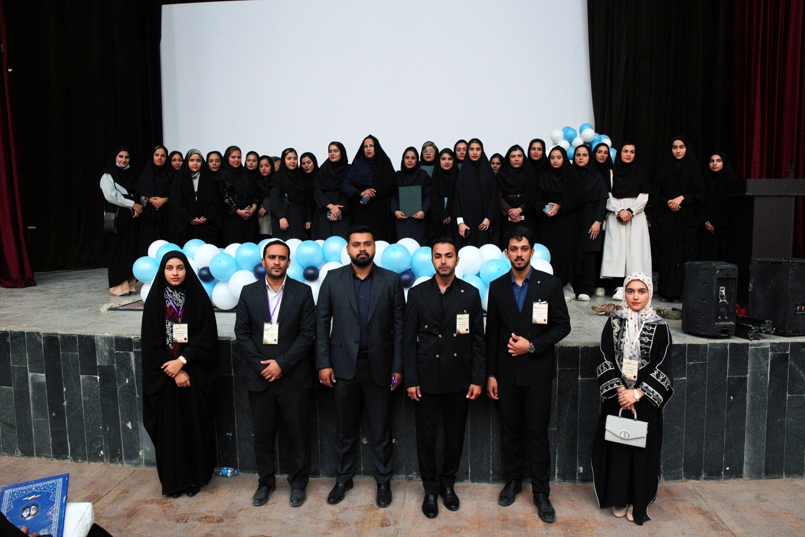 دانشجو؛ پرچم‌دار امید، آگاهی و حرکت به سوی پیشرفت