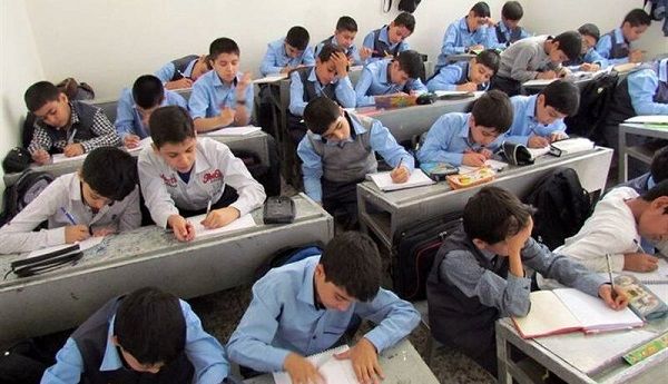 مدارس در انتقال ارزش‌ها و باورها به دانش‌آموزان نقش حیاتی دارند