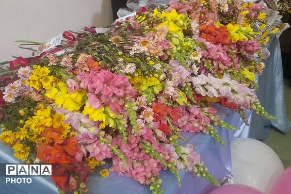 جشن تکلیف پر از لبخند در حوزه علمیه خواهران شهرستان پیشوا