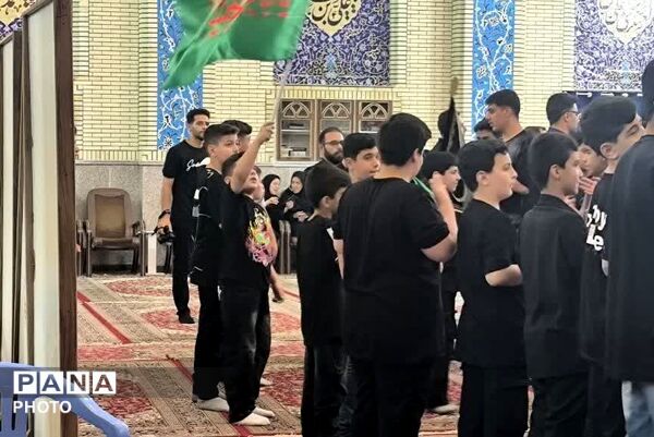 همایش «احلی من العسل» در حسینیه حیدر زرقان