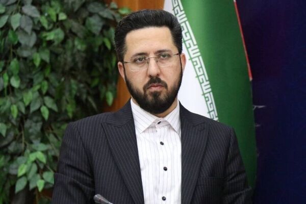 یک دستگاه کامیون مرغ گرم در پلیس راه نوکنده توقیف شد