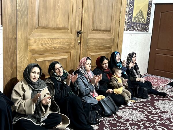 برگزاری مراسم ولادت امام حسین(ع) در مسجد حضرت ابوالفضل شهرک ینگی امام ساوجبلاغ