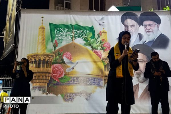 غرفه شهدای دانش آموز ورامین میزبان شما در میدان امام حسین(ع)