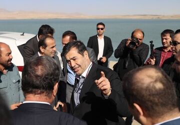 بازدید وزیر ورزش و جوانان از سد حسنلوی شهرستان مهاباد