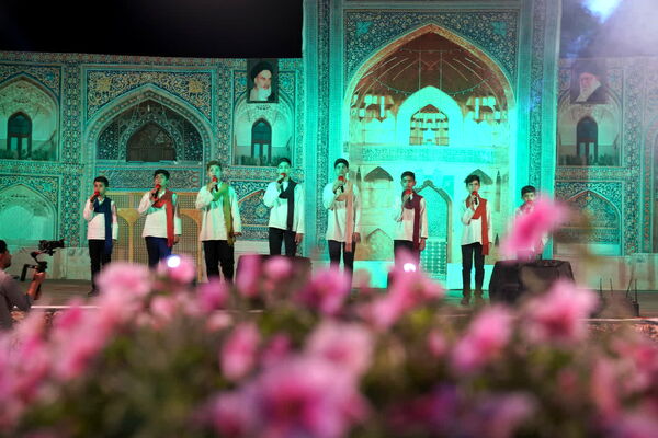 جشنی دهه کرامت در حرم زینبیه