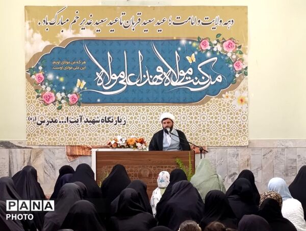 «ویژه برنامه عید بندگی» در کاشمر 
