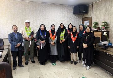 بازدید کارشناسان سازمان دانش‌آموزی استان یزد از مدرسه اصلانی ناحیه۴ اصفهان