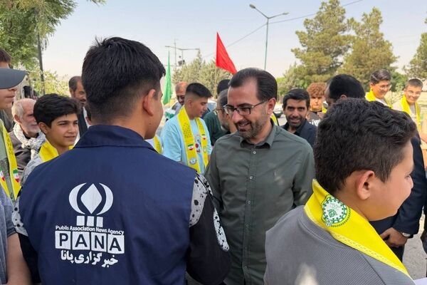 گرامی‌داشت یاد شهدا در بازدید قائم مقام معاون وزیر در سازمان دانش‌آموزی از موکب‌های دانش‌آموزی استان کردستان