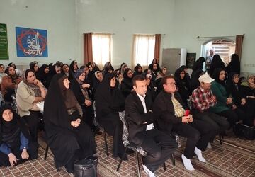 اولین جلسه اولیا و مربیان در هنرستان کاردانش حافظ 