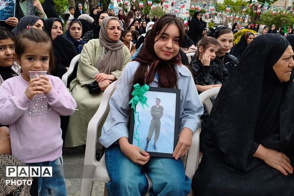 همایش مادر و دختری جان فدا در بهارستان دو
