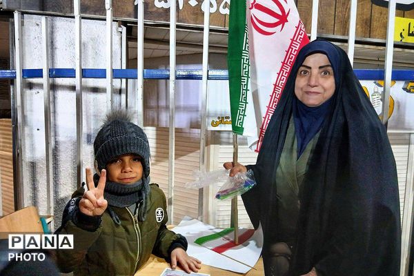 موکب خدمات رسانی فرهنگی در تجمعات شبانه ملارد