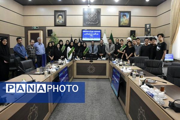 تقدیر از شهرداران مدارس آموزش و پرورش منطقه ۱۴ 