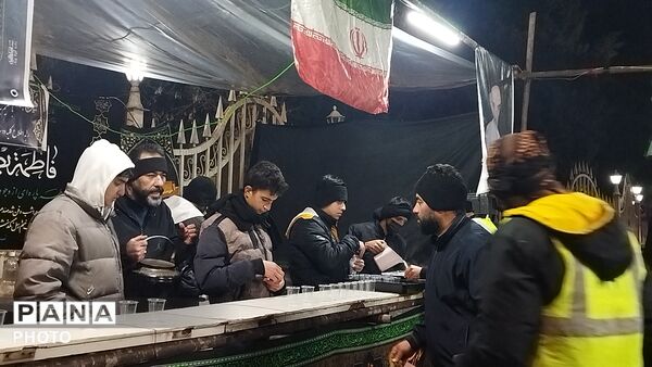 پذیرایی موکب ها از عزاداران علوی نیشابور 