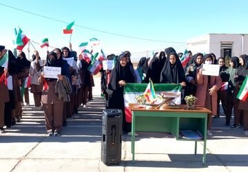 سیزده آبان ؛ نماد مقاوم تلاش و بالندگی دانش آموزان