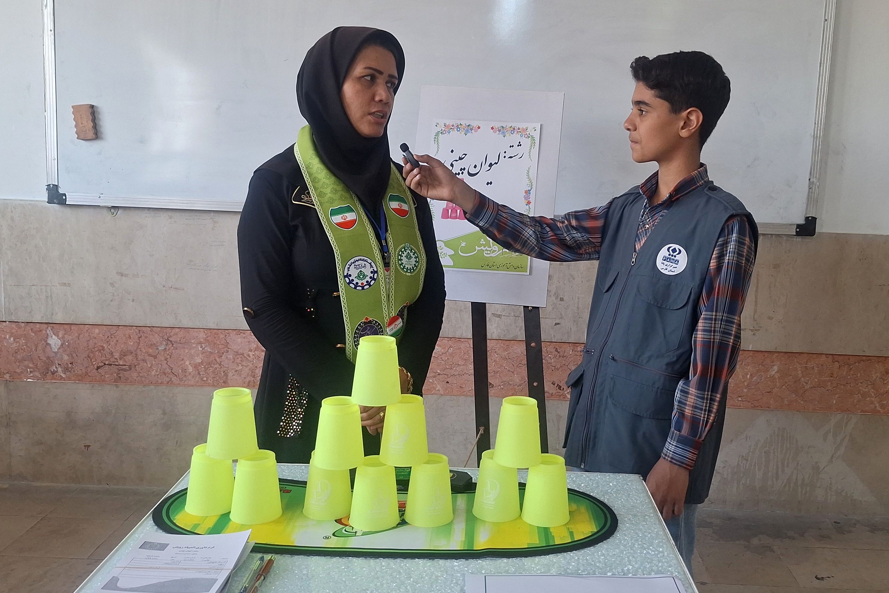 مسابقات بازی‌های فکری رویش مرحله استانی در شیراز