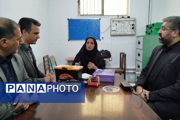 بازدید فرماندار و شورای شهرقدس از پژوهش‌سرای دکتر حسابی