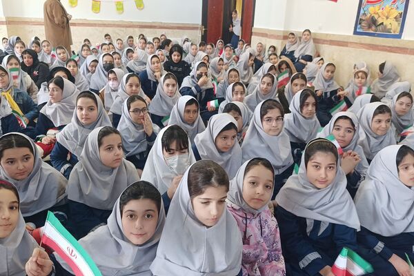 جشن نیمه شعبان در مدرسه شهید اسماعیلی عقدا پردیس 