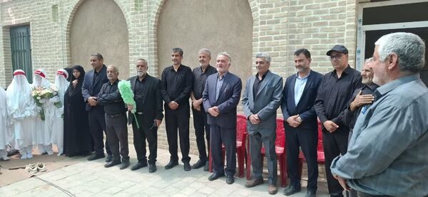 برگزاری مراسم شیرخوارگان حسینی در شهر بادرود 
