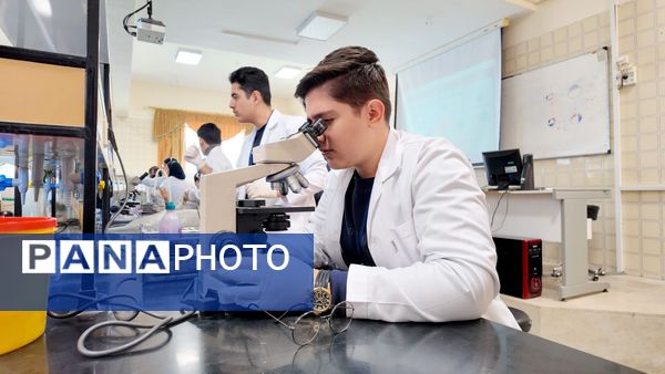 دوره‌های آموزشی هشتمین کارسوق ملی مهندسی ژنتیک در زنجان