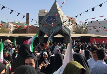 راهپیمایی روز دانش آموز در ناحیه دو شهرری 