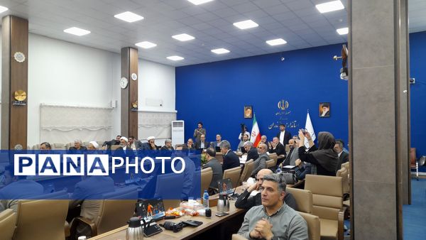 تماشای کشتی المپیک در استانداری مازندران با حضور وزیر آموزش و پرورش