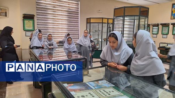 بازدید مدارس شهرستان کاشمر از موزه زیارتگاه شهید آیت الله مدرس (ره)