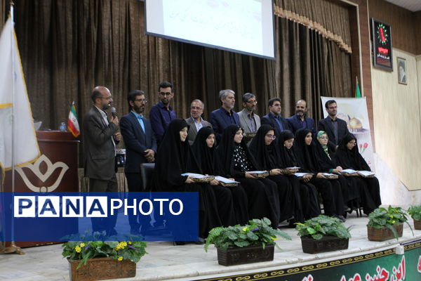 برگزاری مراسم تجلیل از دانش‌آموز خبرنگاران پانا و رتبه‌های برتر استانی فرهنگی و هنری در کاشان