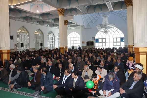 نغمه‌های انقلاب در راهپیمایی ۲۲ بهمن