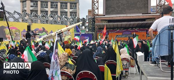 برگزاری روز دختر در میدان امام حسین(ع)