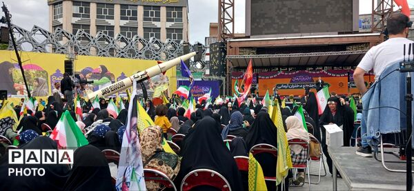 برگزاری روز دختر در میدان امام حسین(ع)