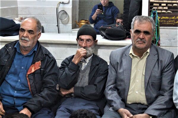 گرامیداشت یاد و خاطره ۱۵ شهید والامقام روستای مومن آباد قم