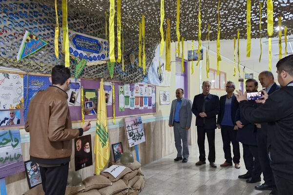 بازدید دبیر‌کل اتحادیه انجمن‌های اسلامی مدارس کشور از نمایشگاه‌های مدرسه انقلاب استان فارس